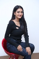 Hrithika Srinivas New Pictures